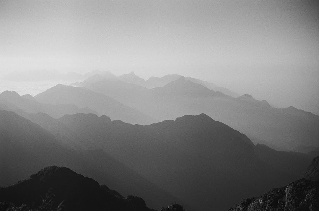 La extraordinaria pureza y el fascinante magnetismo de la fotografía en blanco y negro