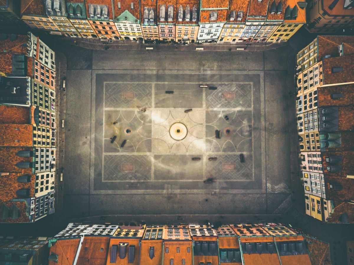 Más drones. Más fotografías. Más maravillas. Más Mundo.