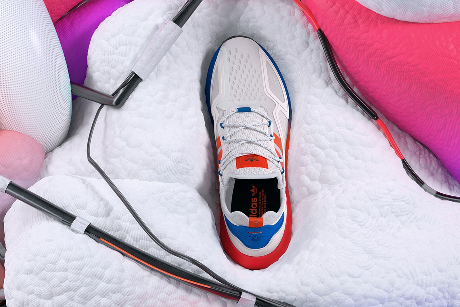 Doce horas con Adidas: toda una aventura audiovisual…