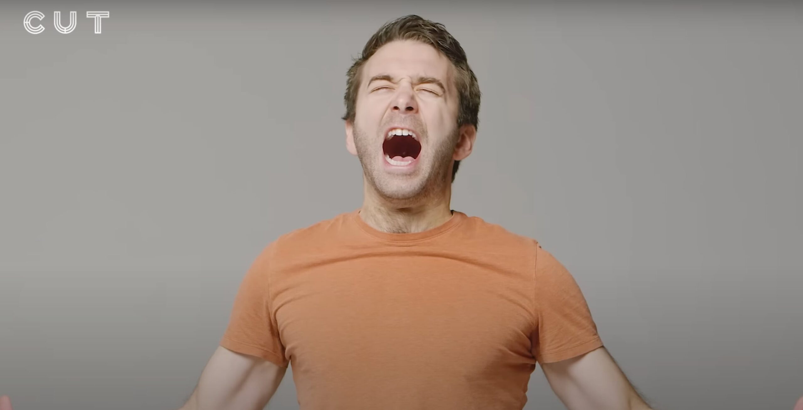 5 minutos. 100 gritos…