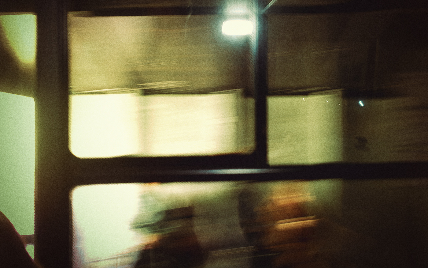 Vidas en tránsito, un autobús, y el arte de observar…