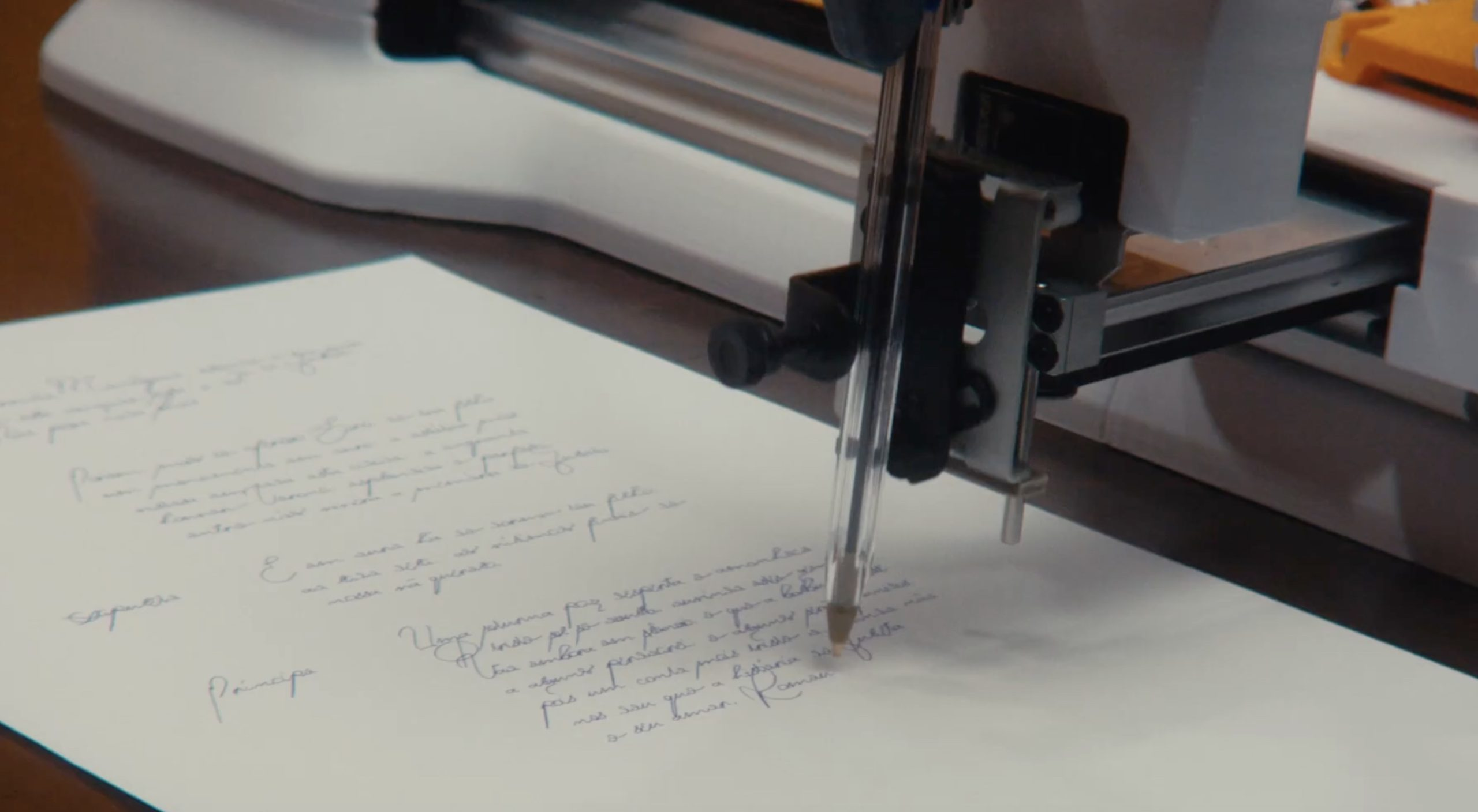 Romeo y Julieta reescritos por la IA y un bolígrafo BIC…