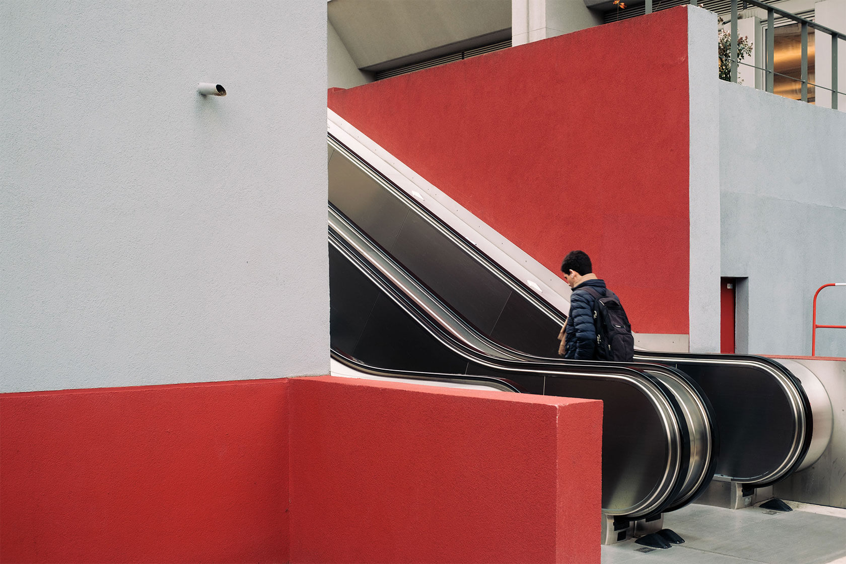 Luces bajas, historias altas: las calles según Genny Sian…