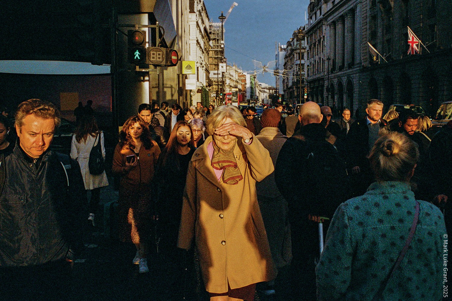 Extra Ordinary, o la belleza que no grita, pero quiere que la veas…