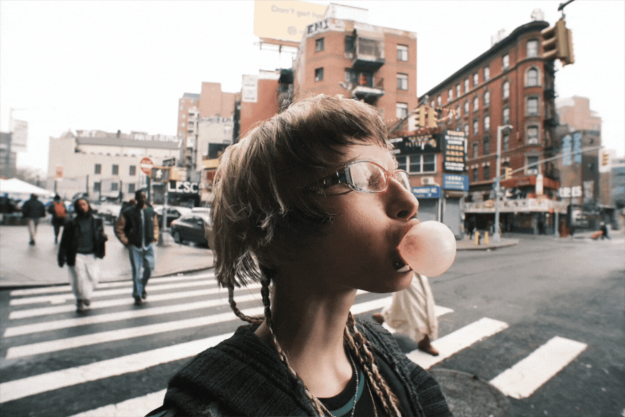 Perspectivas rotas y sueños lúcidos en la lente de Annika White…