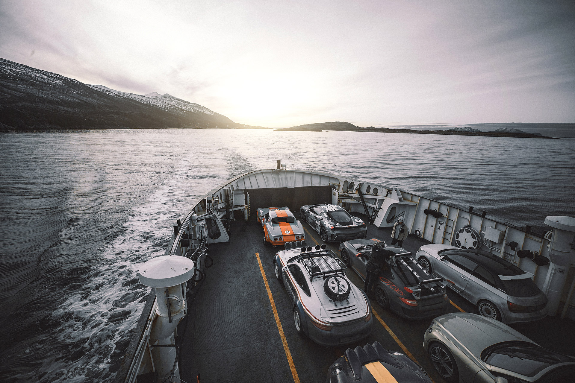 Tensión atmosférica y velocidad pura en la fotografía de Aaron Brimhall…