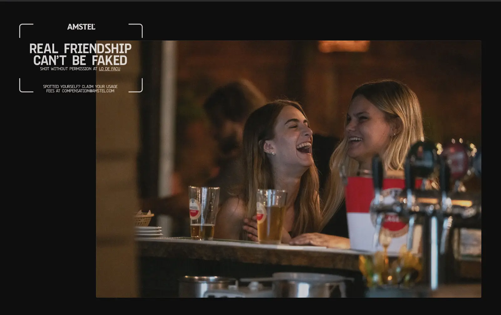 Amstel fotografía la amistad sin pedir permiso para dinamitar la pose plástica